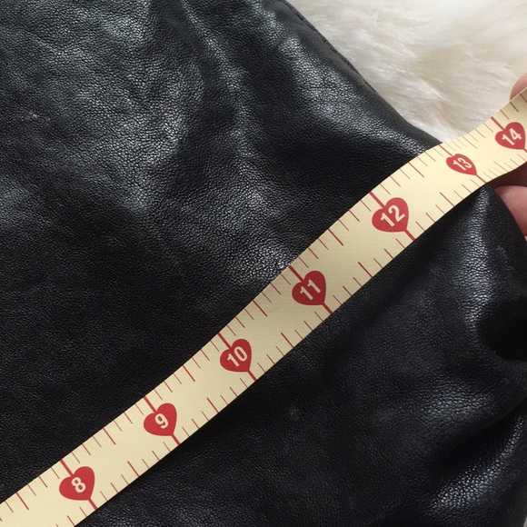 LUCKY BRAND BLACK LEATHER PURSE SUPER CUTE - Picture 4 of 8